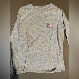 Vineyard Vines long sleeve t-shirt. Youth L.